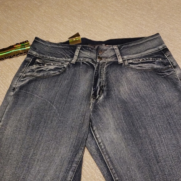 Denim - NWT Paris Fasion jeans